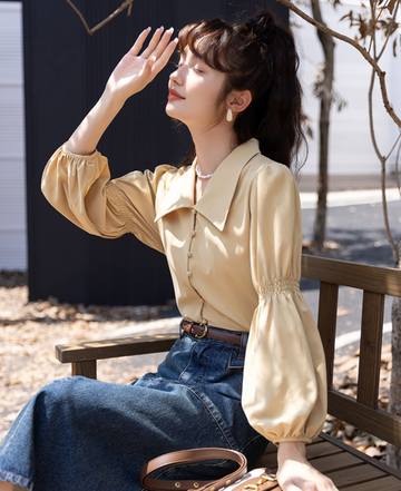 Feeling Pease Retro Blouse