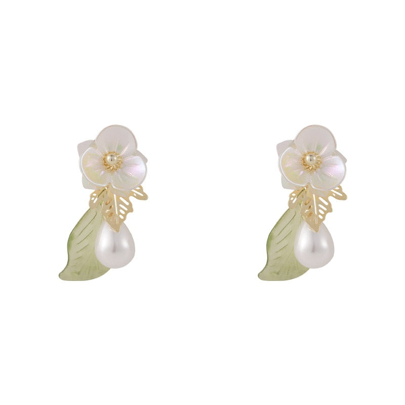 White Blossom Pierced Earrings