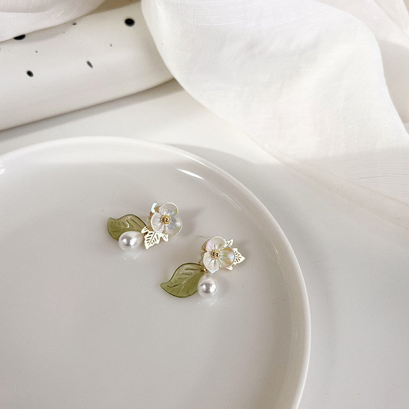 White Blossom Pierced Earrings