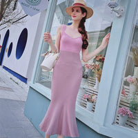 Marvelous Ladies Pink Knit Dress