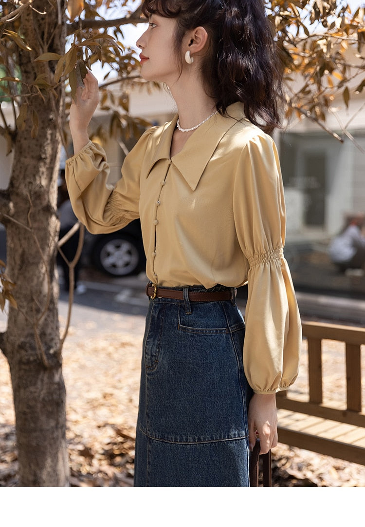 Feeling Pease Retro Blouse