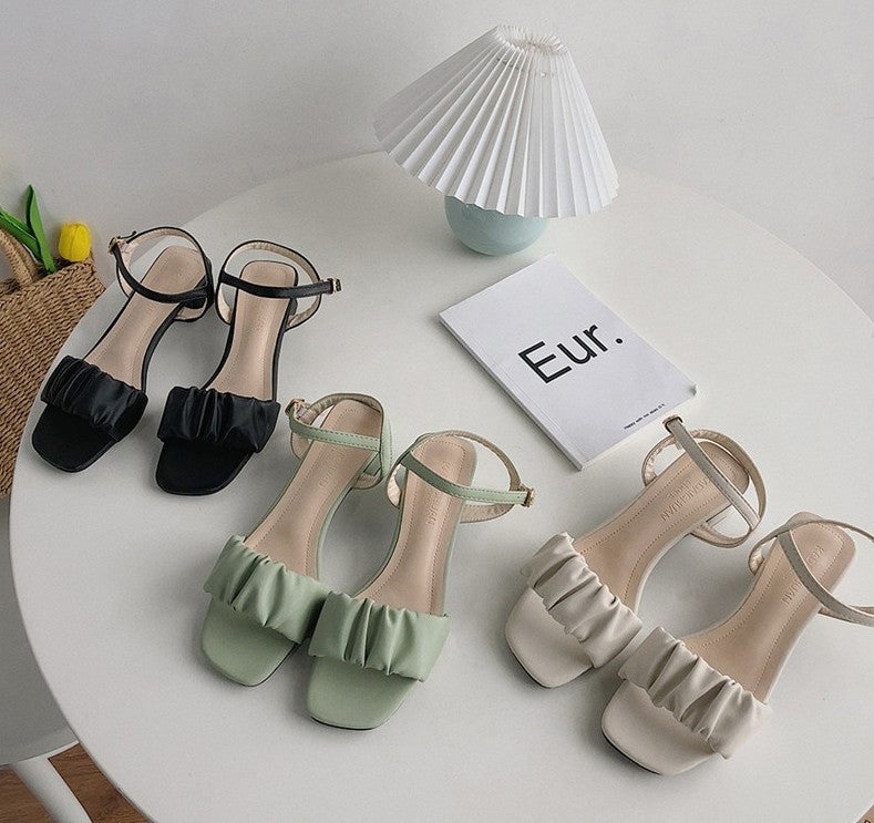 A Casual Day Solid Color Sandals